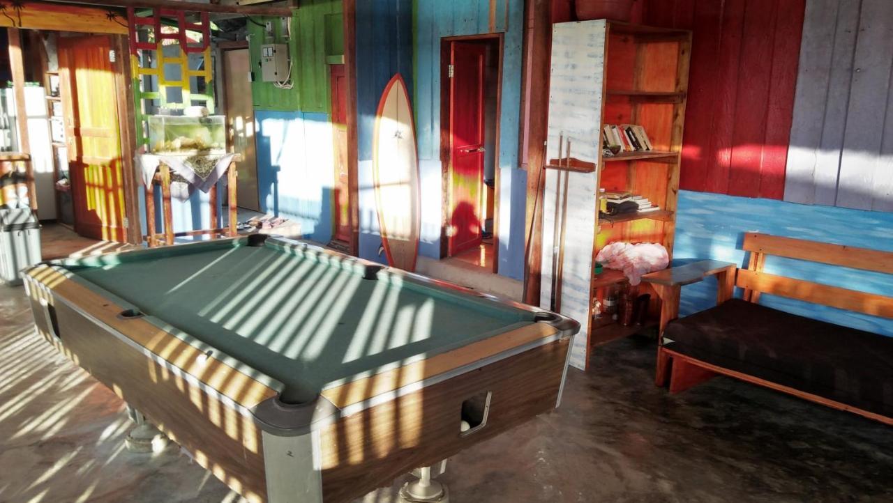Salty Dog Hostel Telukdalem Luaran gambar