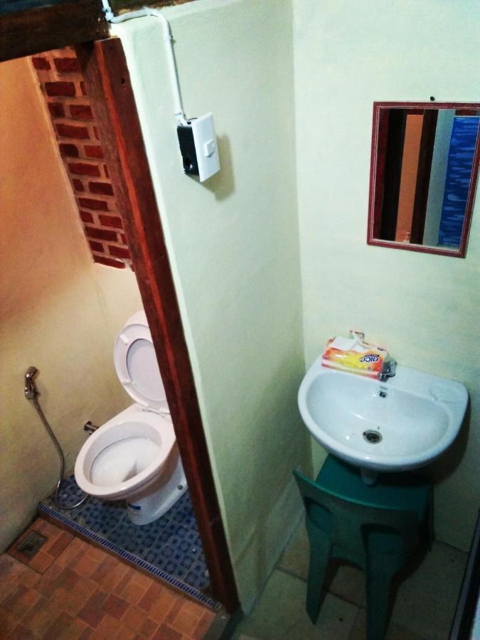 Salty Dog Hostel Telukdalem Luaran gambar